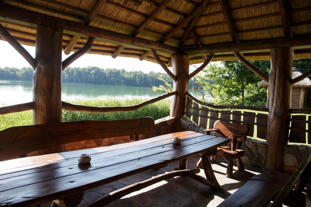 Dom Nad Jeziorem Ublik Z Sauna I Jacuzzi Buitenkant foto