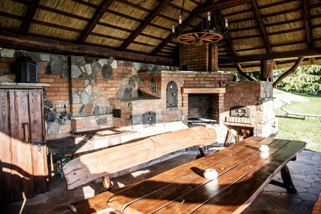 Dom Nad Jeziorem Ublik Z Sauna I Jacuzzi Buitenkant foto