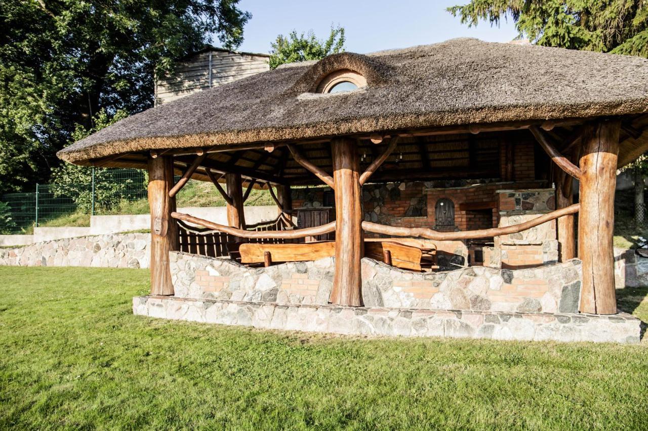 Dom Nad Jeziorem Ublik Z Sauna I Jacuzzi Buitenkant foto